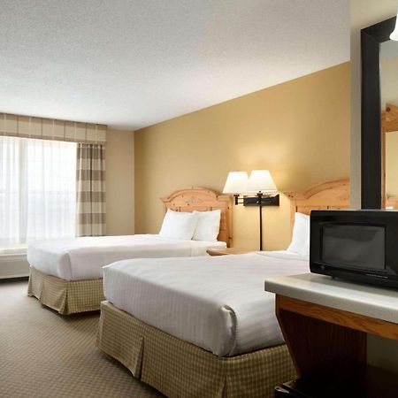 Country Inn & Suites By Radisson, Grinnell, Ia Ngoại thất bức ảnh